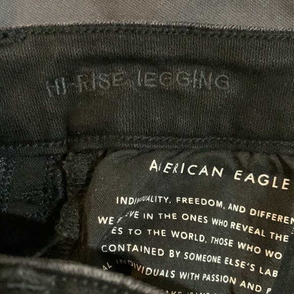 American Eagle Black High Rise Jegging - Picture 3 of 3
